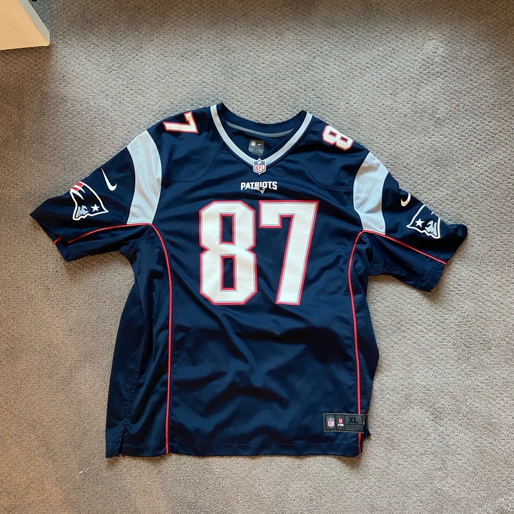 Patriots jersey size XL
